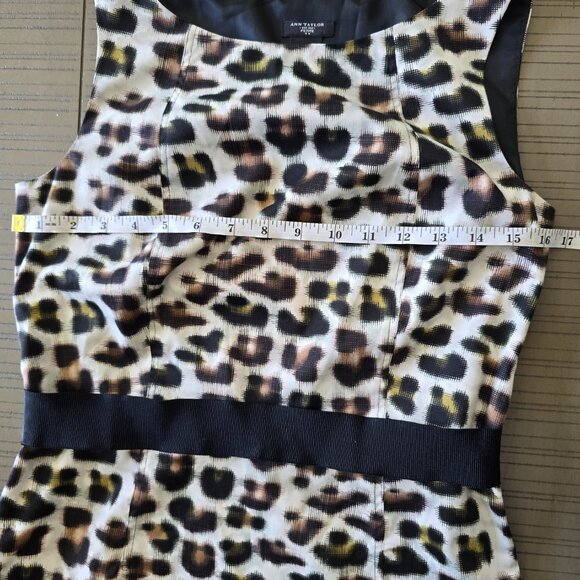 Chic Leopard Print Sleeveless dress - Size 6P - Picture 7 of 8